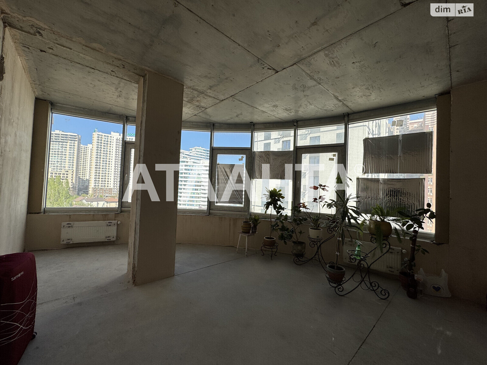 Продажа двухкомнатной квартиры в Одессе, на ул. Литературная 8, район Приморский фото 1 Продажа двухкомнатной квартиры в Одессе, на ул. Литературная 8, район Приморский фото 1