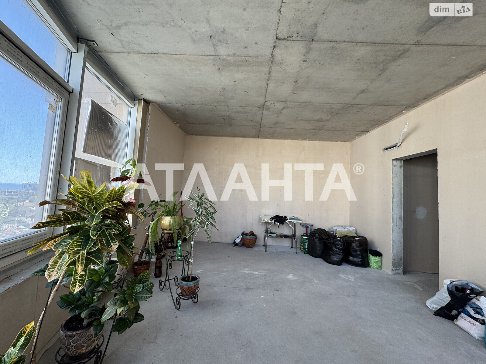 Продажа двухкомнатной квартиры в Одессе, на ул. Литературная 8, район Приморский фото 1 Продажа двухкомнатной квартиры в Одессе, на ул. Литературная 8, район Приморский фото 1