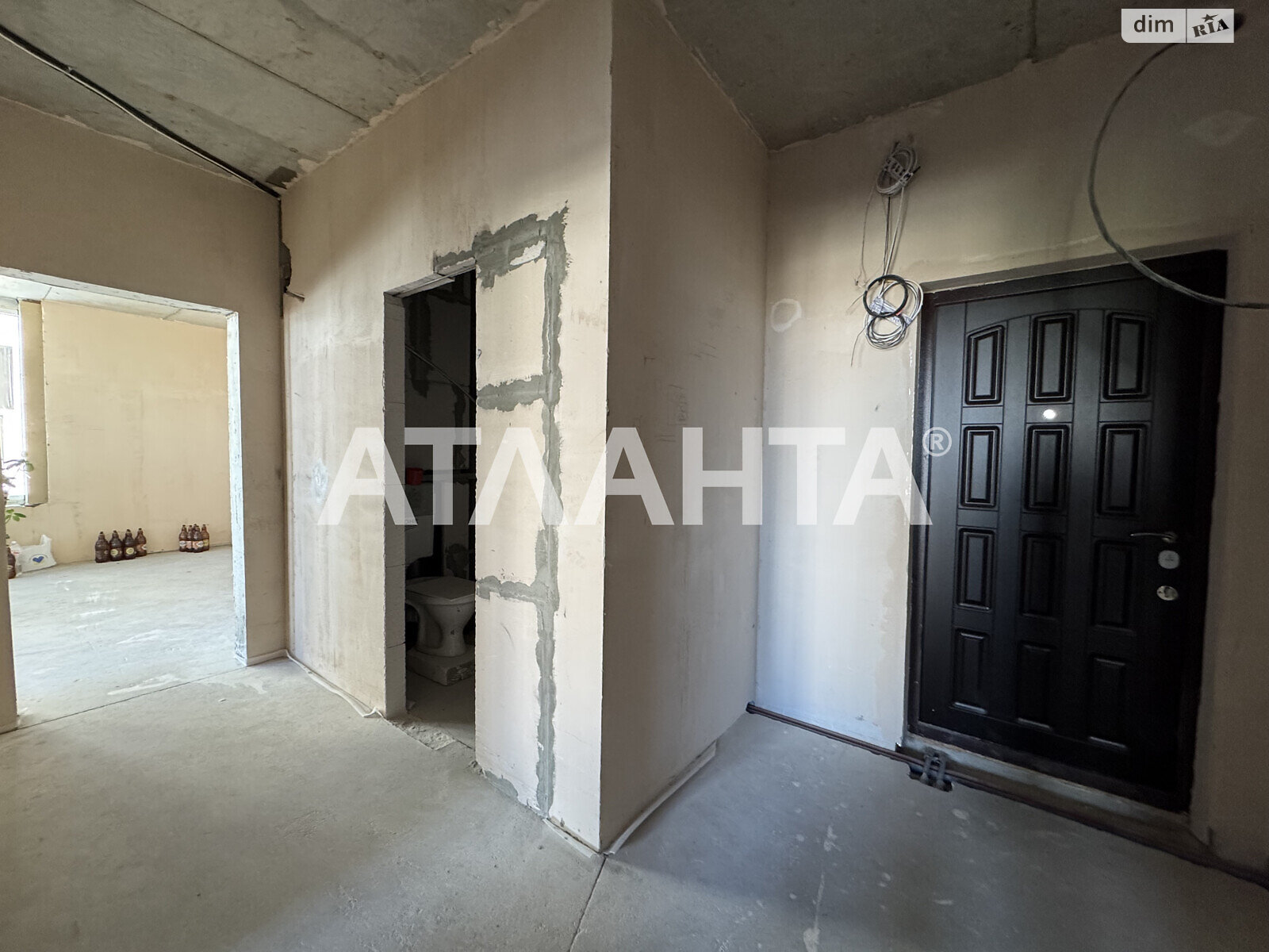 Продажа двухкомнатной квартиры в Одессе, на ул. Литературная 8, район Приморский фото 1 Продажа двухкомнатной квартиры в Одессе, на ул. Литературная 8, район Приморский фото 1