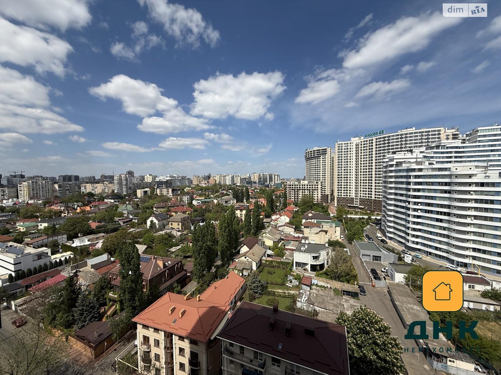 Продажа однокомнатной квартиры в Одессе, на ул. Литературная 10Б, район Приморский фото 1 Продажа однокомнатной квартиры в Одессе, на ул. Литературная 10Б, район Приморский фото 1
