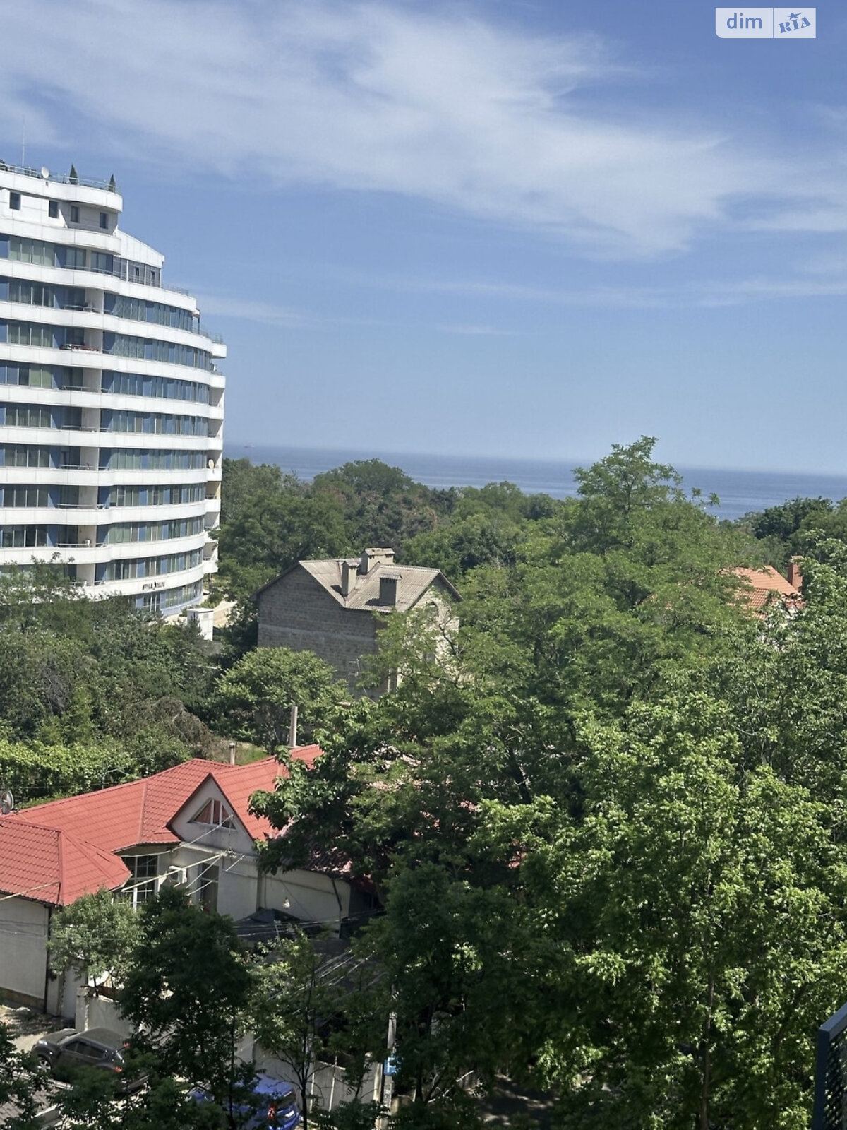 Продаж однокімнатної квартири в Одесі, на вул. Літературна 10Б, район Приморський фото 1 Продаж однокімнатної квартири в Одесі, на вул. Літературна 10Б, район Приморський фото 1