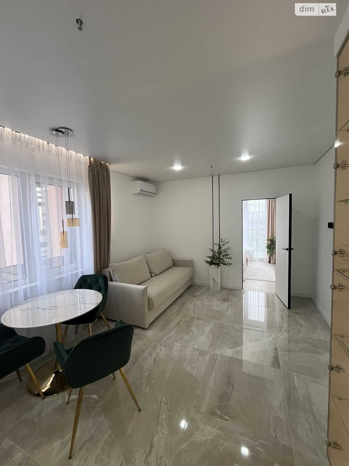 Продажа однокомнатной квартиры в Одессе, на ул. Литературная 10, район Приморский фото 1