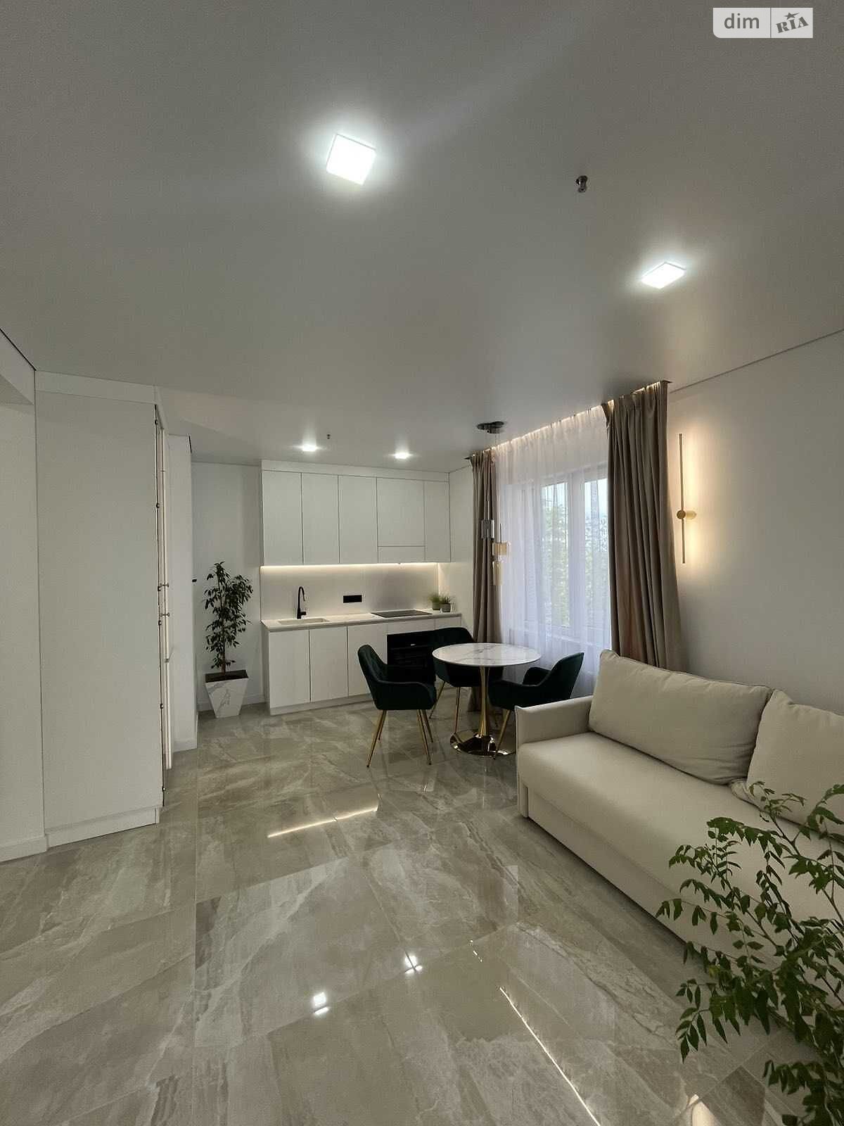 Продажа однокомнатной квартиры в Одессе, на ул. Литературная 10, район Приморский фото 1