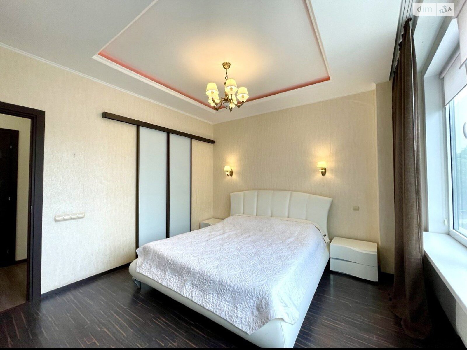 Продажа двухкомнатной квартиры в Одессе, на ул. Литературная 1А, район Приморский фото 1 Продажа двухкомнатной квартиры в Одессе, на ул. Литературная 1А, район Приморский фото 1