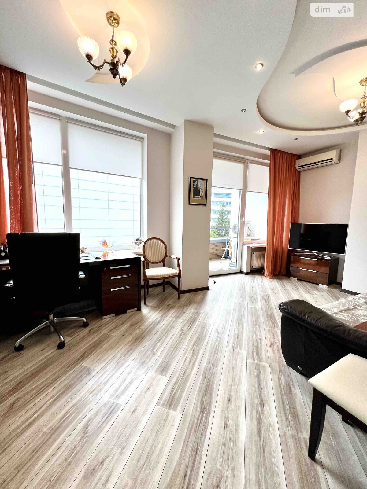 Продажа двухкомнатной квартиры в Одессе, на ул. Литературная 1А, район Приморский фото 1 Продажа двухкомнатной квартиры в Одессе, на ул. Литературная 1А, район Приморский фото 1