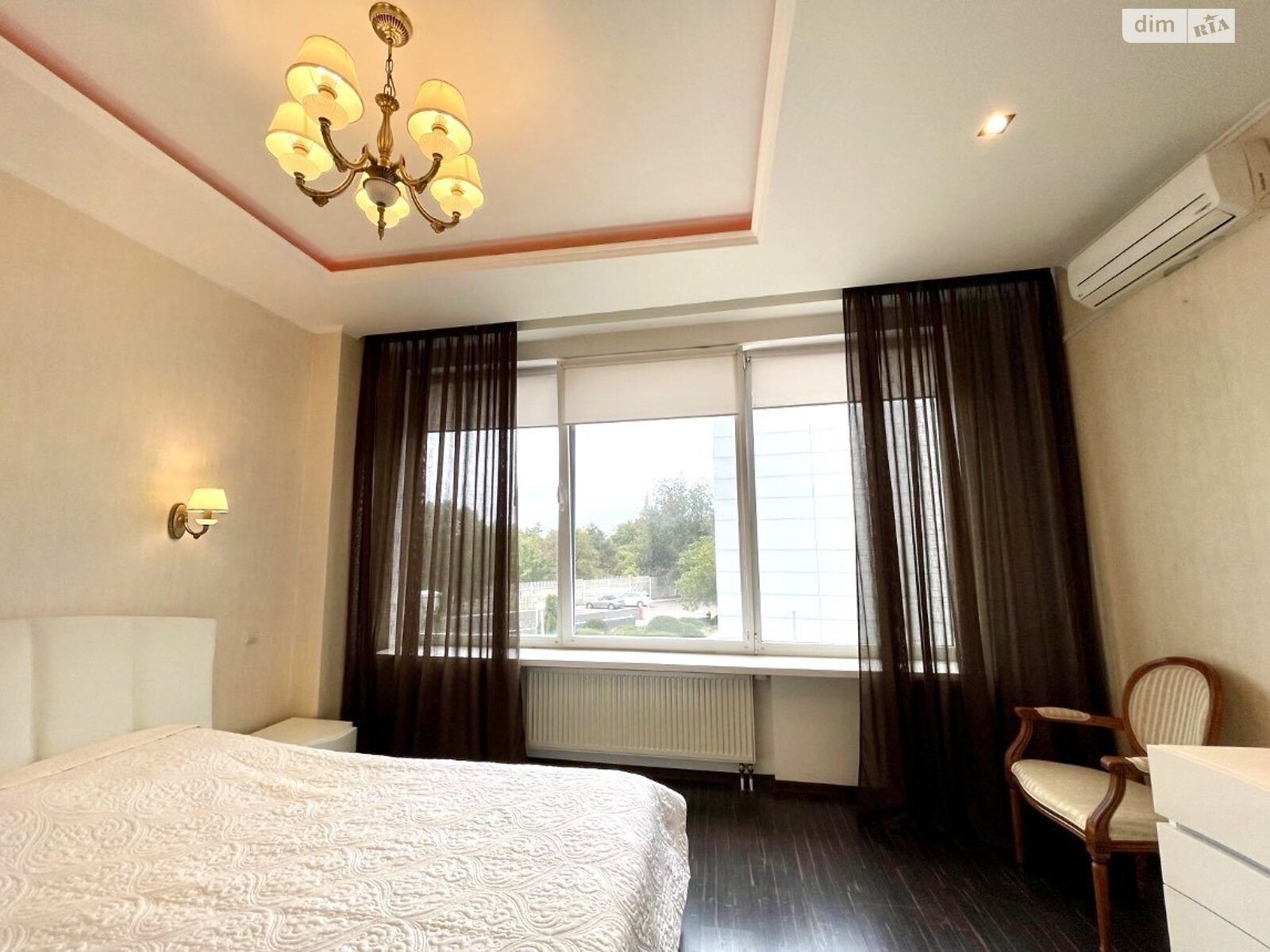 Продажа двухкомнатной квартиры в Одессе, на ул. Литературная 1А, район Приморский фото 1 Продажа двухкомнатной квартиры в Одессе, на ул. Литературная 1А, район Приморский фото 1