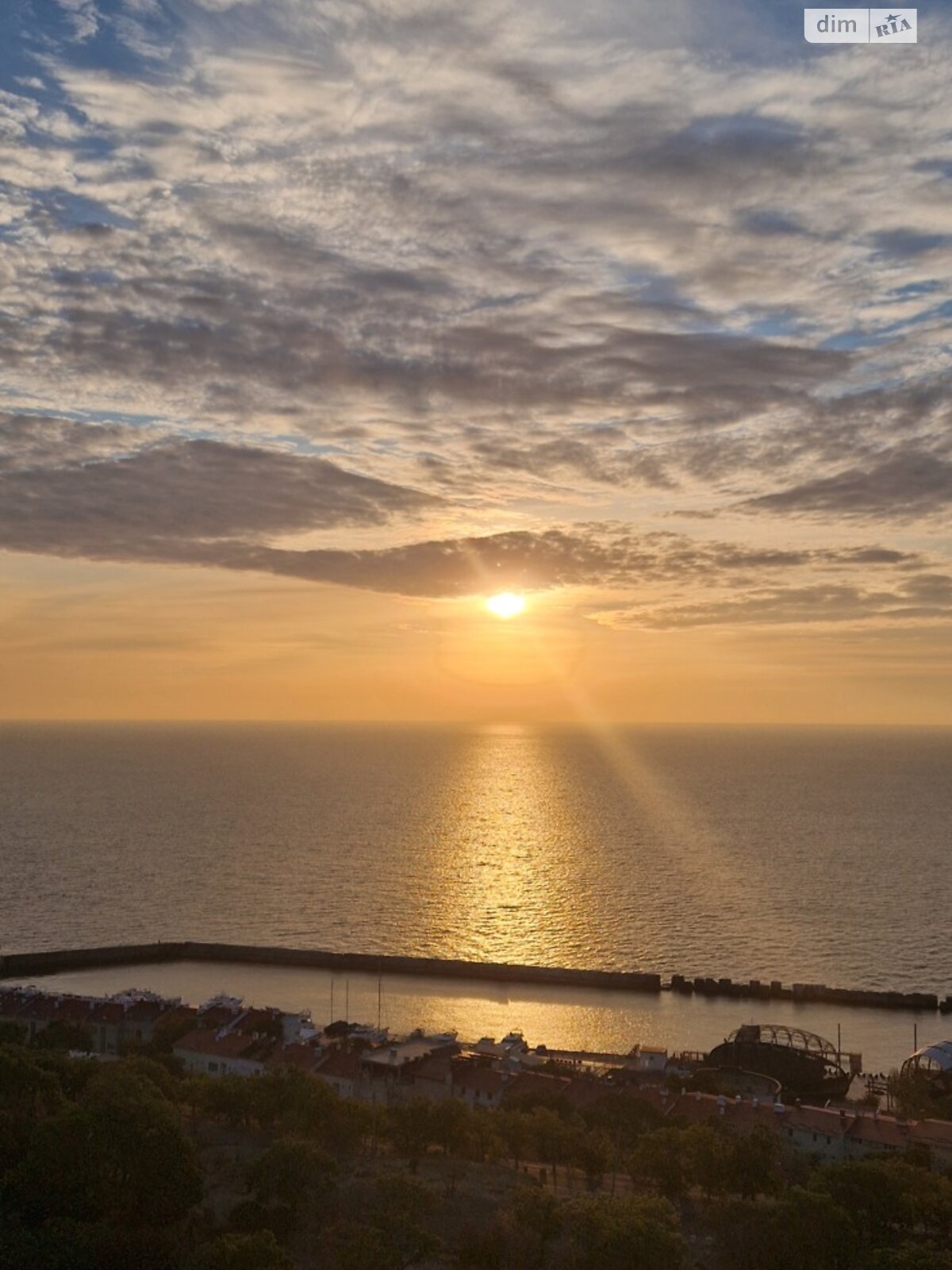 Продажа однокомнатной квартиры в Одессе, на ул. Литературная 12А корпус 1, район Приморский фото 1 Продажа однокомнатной квартиры в Одессе, на ул. Литературная 12А корпус 1, район Приморский фото 1