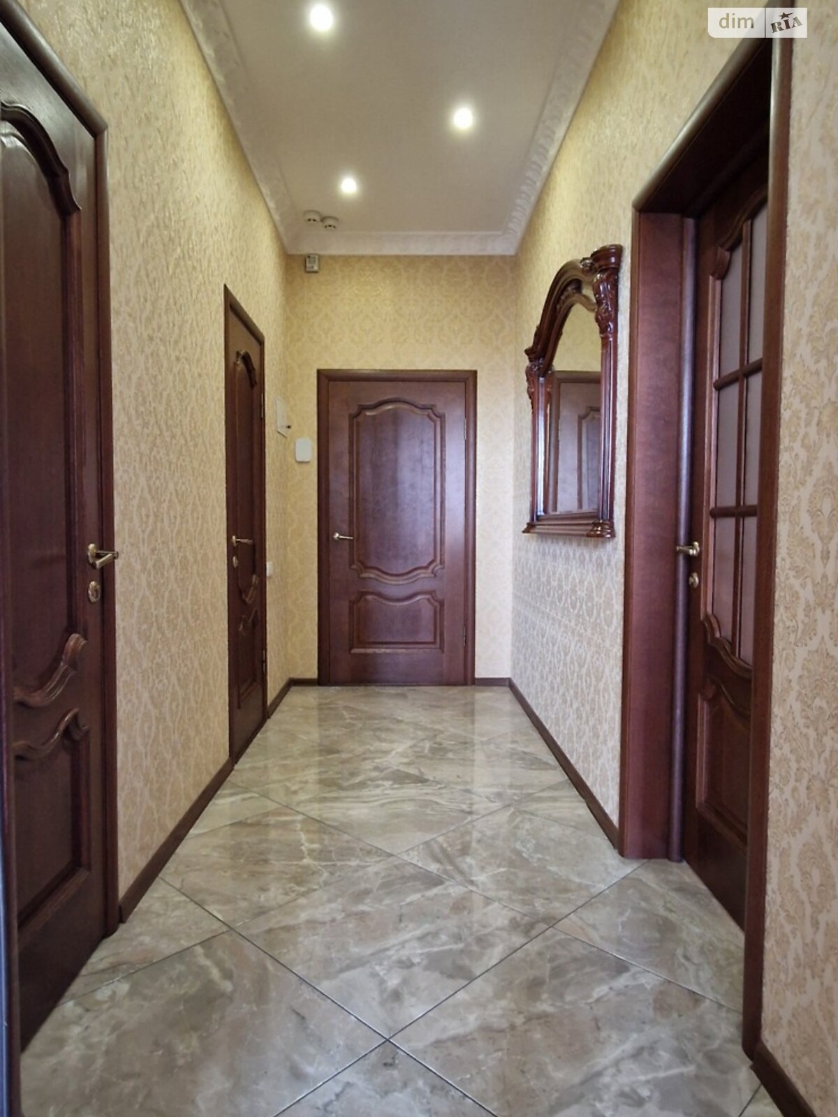 Продажа однокомнатной квартиры в Одессе, на ул. Литературная 12А корпус 1, район Приморский фото 1 Продажа однокомнатной квартиры в Одессе, на ул. Литературная 12А корпус 1, район Приморский фото 1