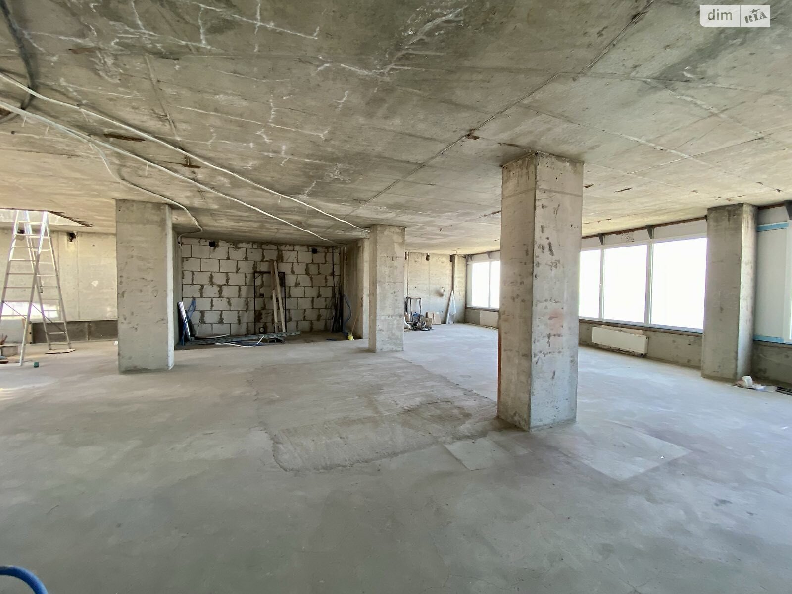 Продажа четырехкомнатной квартиры в Одессе, на ул. Литературная 1А, район Приморский фото 1