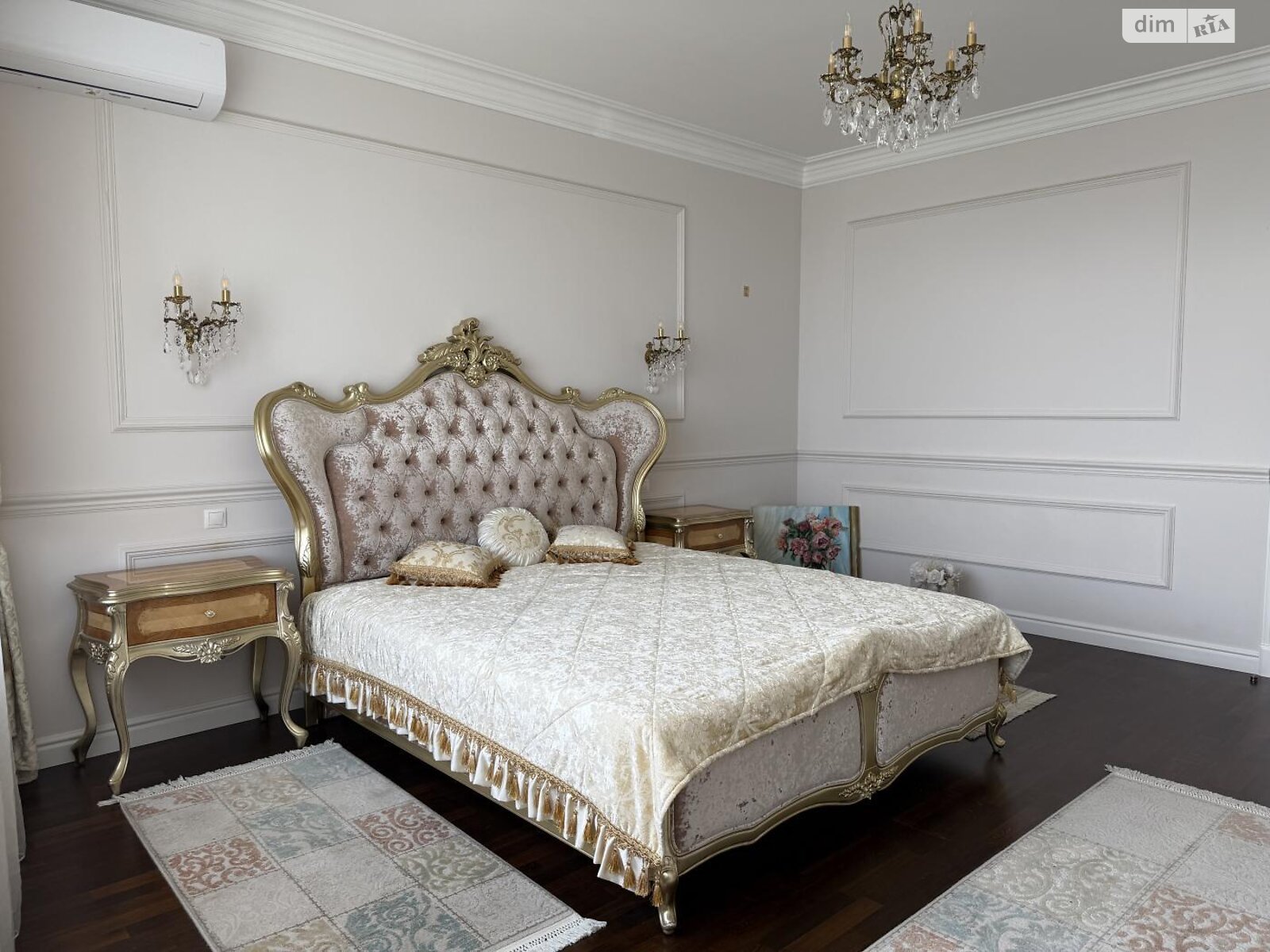 Продаж чотирикімнатної квартири в Одесі, на вул. Літературна 12А корпус 1, район Приморський фото 1