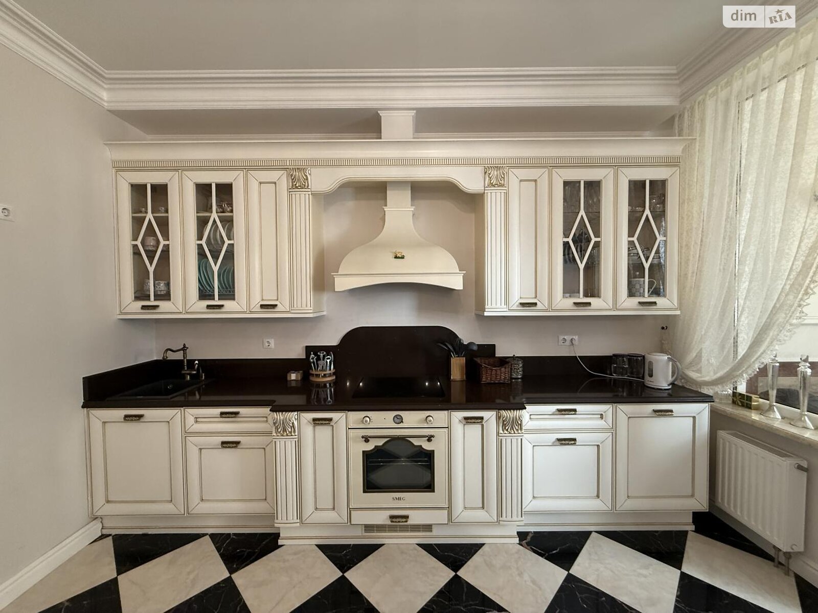 Продаж чотирикімнатної квартири в Одесі, на вул. Літературна 12А корпус 1, район Приморський фото 1