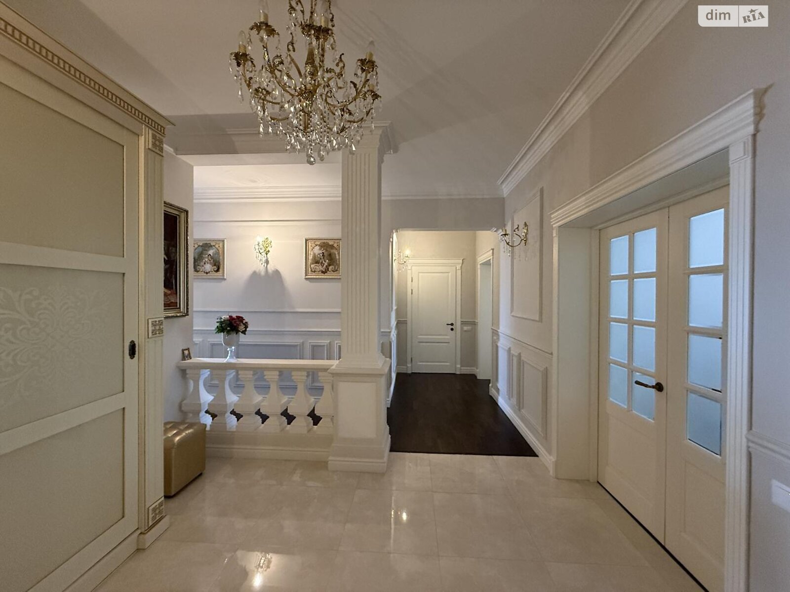 Продаж чотирикімнатної квартири в Одесі, на вул. Літературна 12А корпус 1, район Приморський фото 1