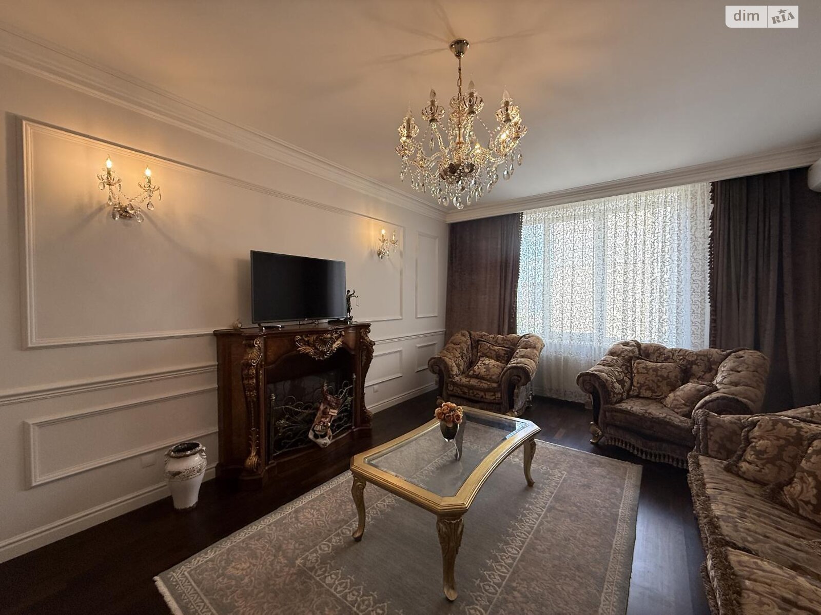 Продаж чотирикімнатної квартири в Одесі, на вул. Літературна 12А корпус 1, район Приморський фото 1