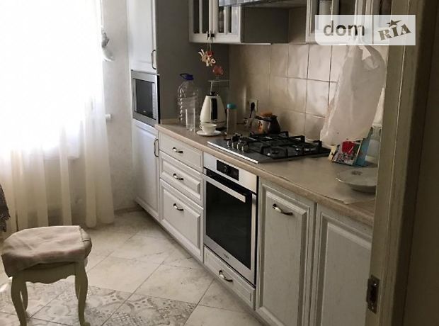 Продажа двухкомнатной квартиры в Одессе, на ул. Литературная район Приморский фото 1 Продажа двухкомнатной квартиры в Одессе, на ул. Литературная район Приморский фото 1
