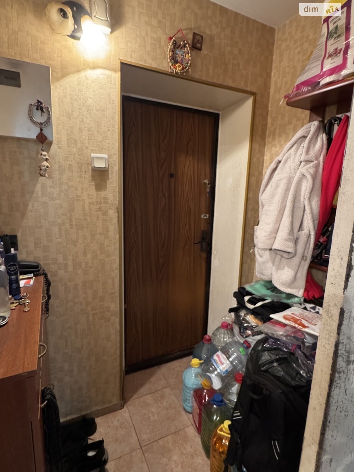 Продаж двокімнатної квартири в Одесі, на пров. Місячний 4, кв. 7, район Приморський фото 1 Продаж двокімнатної квартири в Одесі, на пров. Місячний 4, кв. 7, район Приморський фото 1