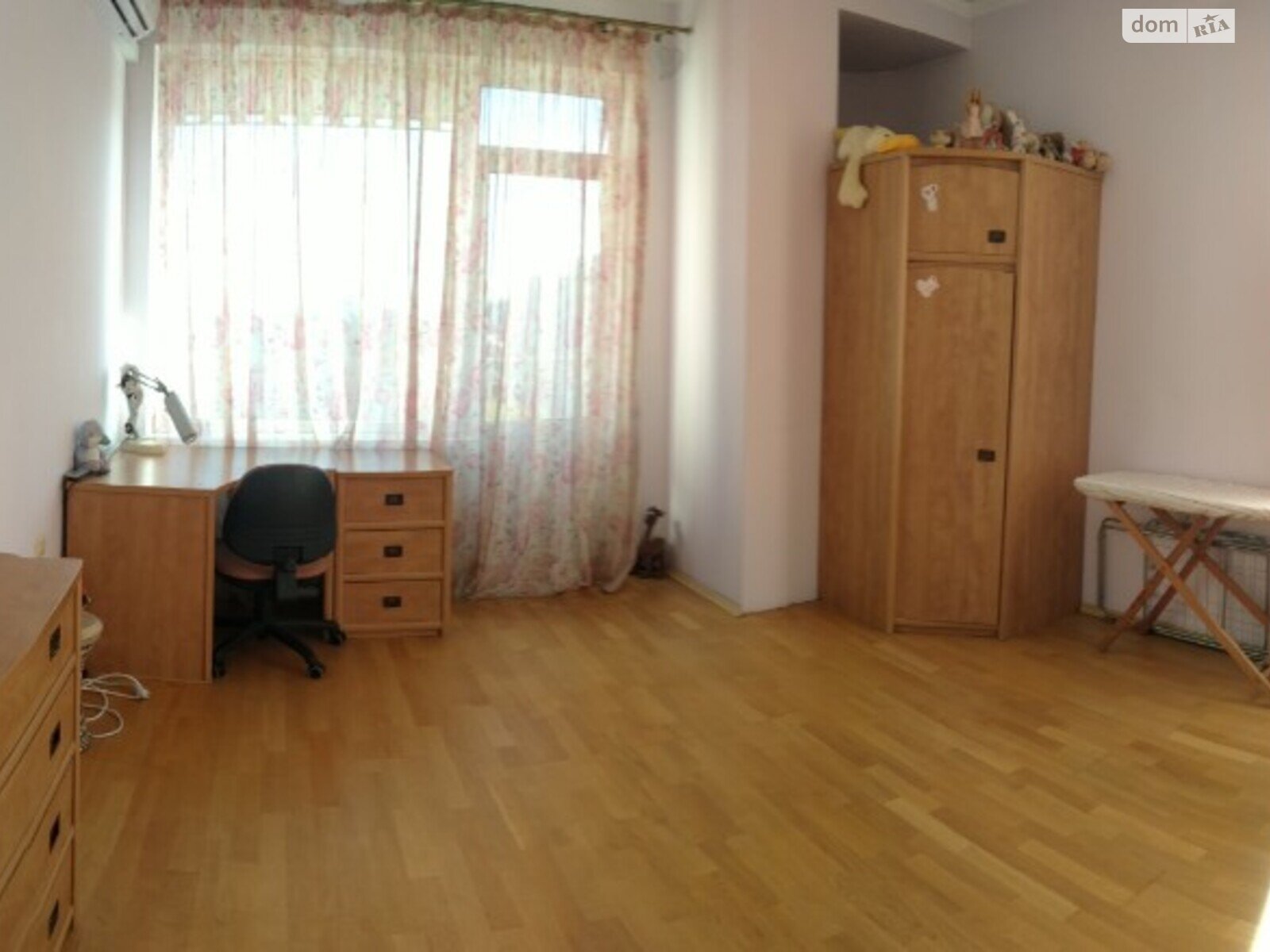 Продажа трехкомнатной квартиры в Одессе, на ул. Малая Арнаутская, район Приморский фото 1