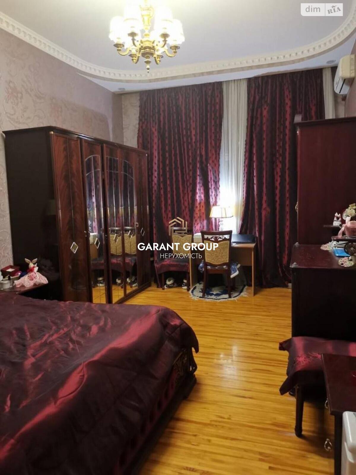 Продажа четырехкомнатной квартиры в Одессе, на ул. Маразлиевская, район Приморский фото 1