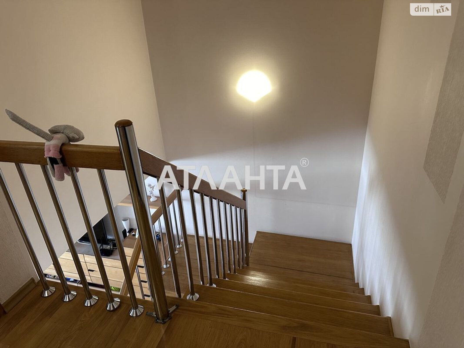 Продажа трехкомнатной квартиры в Одессе, на ул. Добровольцев, район Приморский фото 1 Продажа трехкомнатной квартиры в Одессе, на ул. Добровольцев, район Приморский фото 1