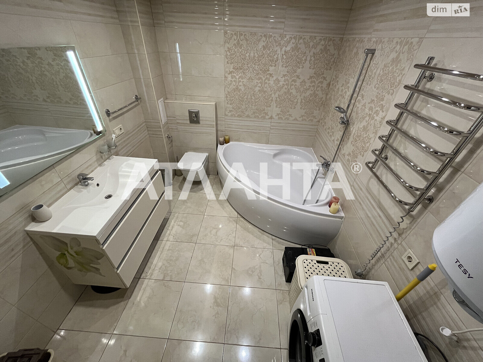 Продажа двухкомнатной квартиры в Одессе, на ул. Добровольцев 10В, район Приморский фото 1 Продажа двухкомнатной квартиры в Одессе, на ул. Добровольцев 10В, район Приморский фото 1