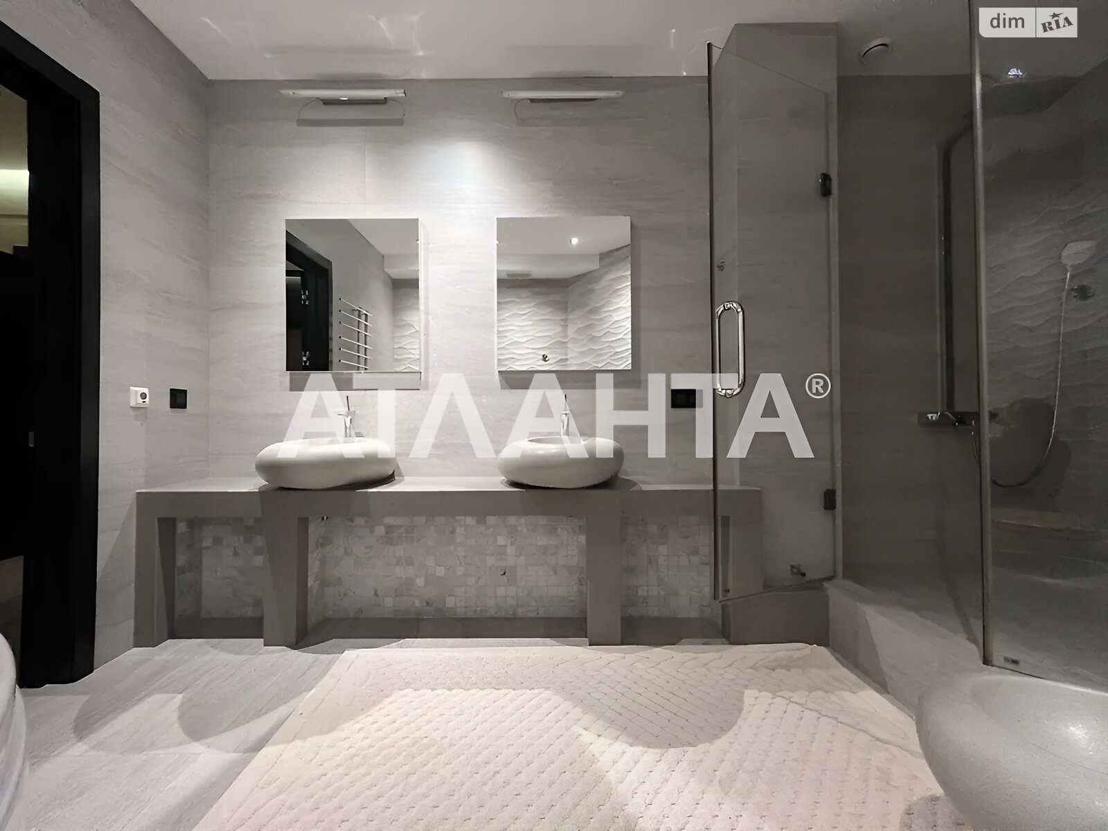 Продажа трехкомнатной квартиры в Одессе, на ул. Добровольцев 18, район Приморский фото 1 Продажа трехкомнатной квартиры в Одессе, на ул. Добровольцев 18, район Приморский фото 1