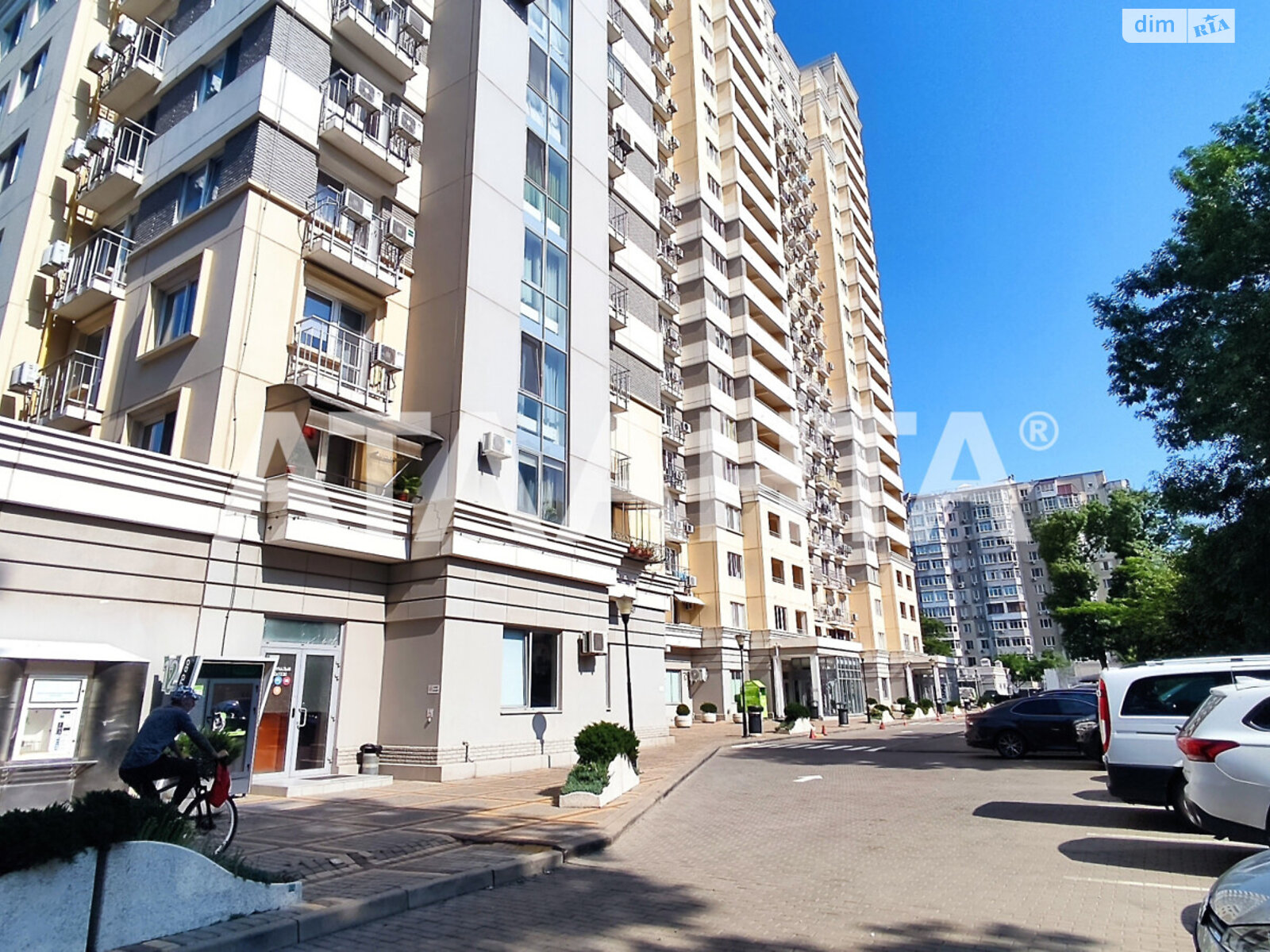Продаж однокімнатної квартири в Одесі, на вул. Добровольців 10/63, район Приморський фото 1 Продаж однокімнатної квартири в Одесі, на вул. Добровольців 10/63, район Приморський фото 1