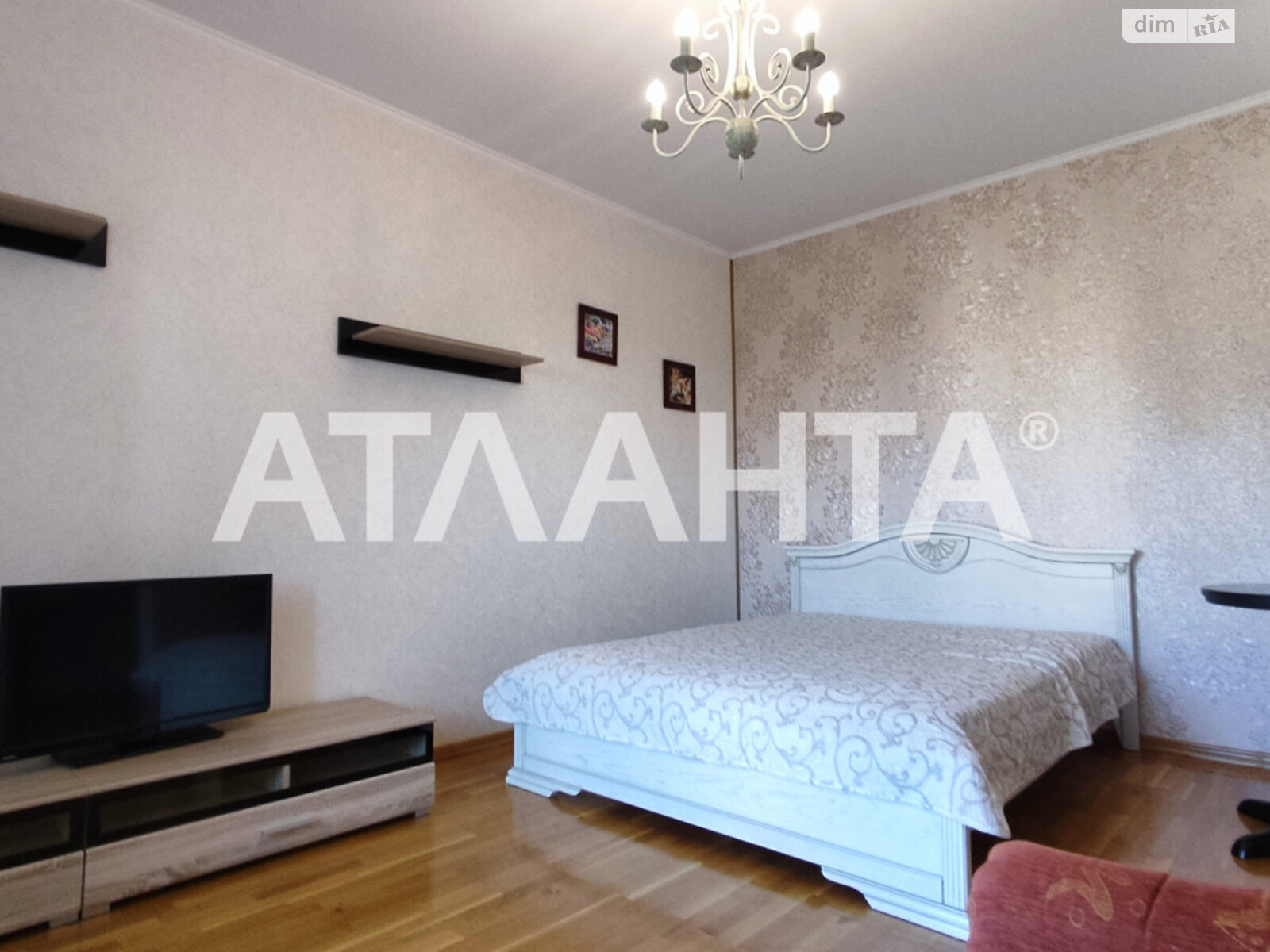 Продаж однокімнатної квартири в Одесі, на вул. Добровольців 10/63, район Приморський фото 1 Продаж однокімнатної квартири в Одесі, на вул. Добровольців 10/63, район Приморський фото 1