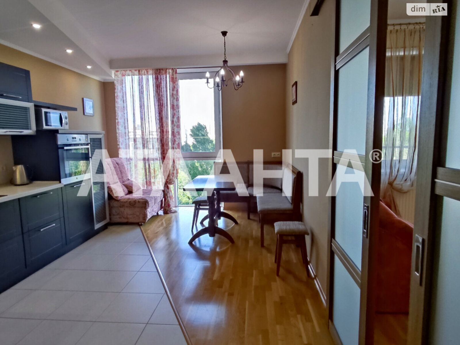 Продаж однокімнатної квартири в Одесі, на вул. Добровольців 10/63, район Приморський фото 1 Продаж однокімнатної квартири в Одесі, на вул. Добровольців 10/63, район Приморський фото 1