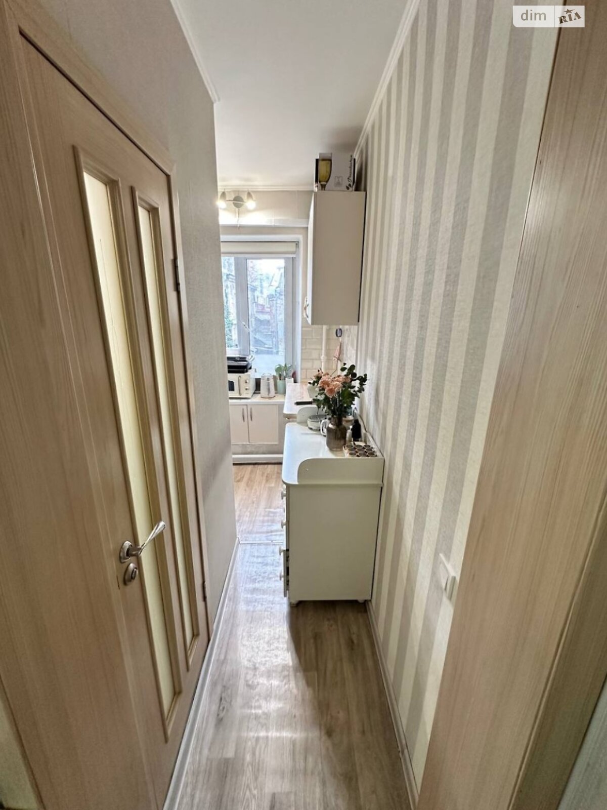 Продажа двухкомнатной квартиры в Одессе, на спуск Матросский, район Приморский фото 1 Продажа двухкомнатной квартиры в Одессе, на спуск Матросский, район Приморский фото 1