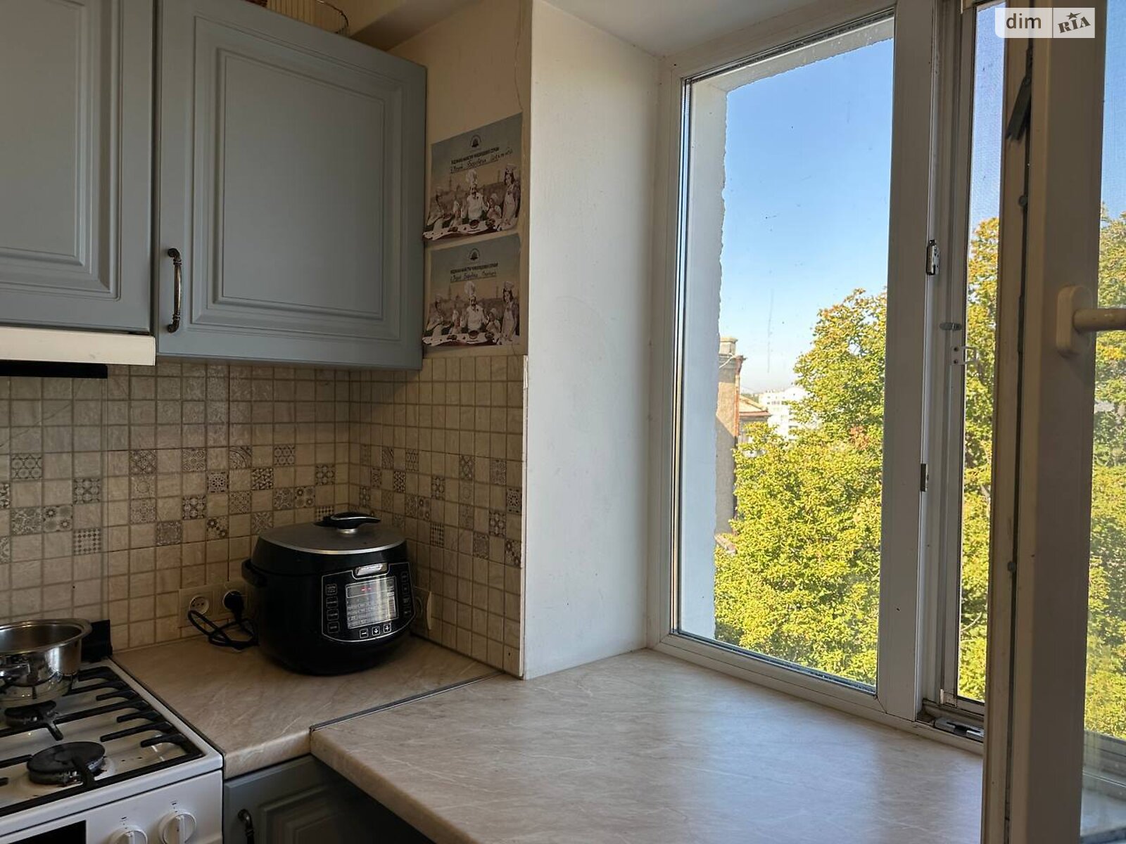 Продажа трехкомнатной квартиры в Одессе, на ул. Мечникова, район Приморский фото 1 Продажа трехкомнатной квартиры в Одессе, на ул. Мечникова, район Приморский фото 1