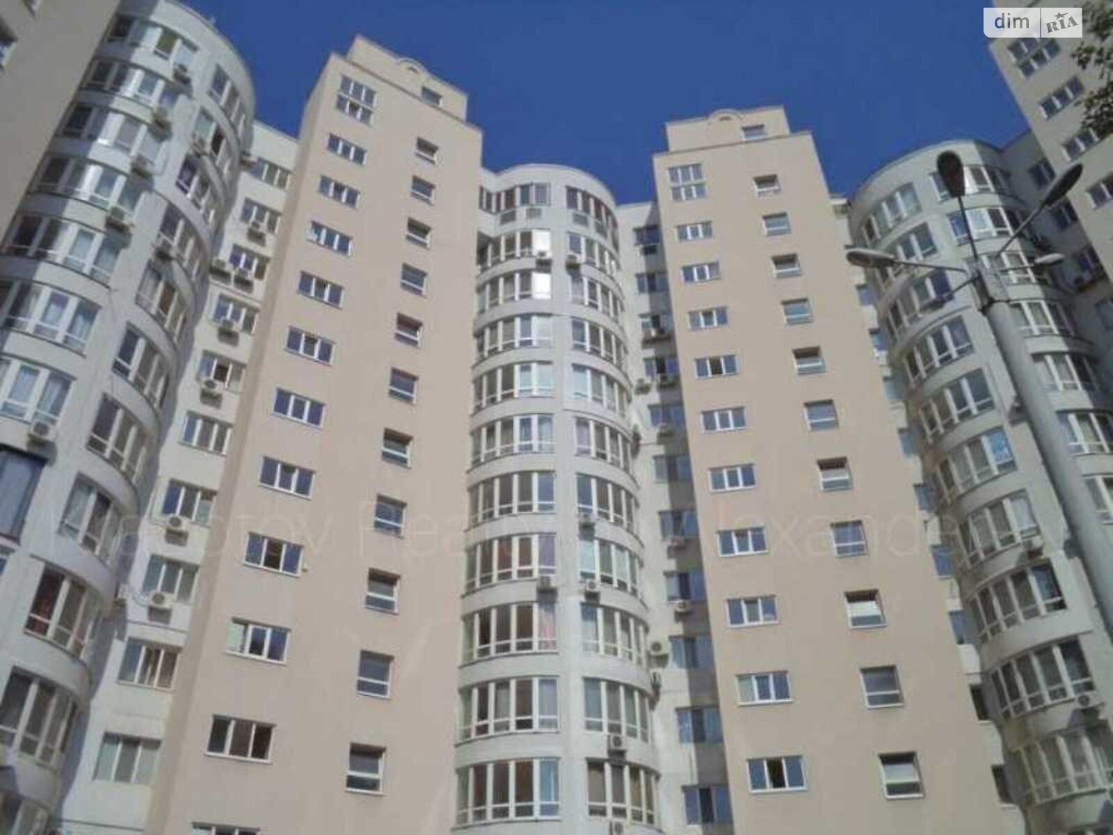 Продажа однокомнатной квартиры в Одессе, на ул. Мечникова 2/1, район Приморский фото 1 Продажа однокомнатной квартиры в Одессе, на ул. Мечникова 2/1, район Приморский фото 1