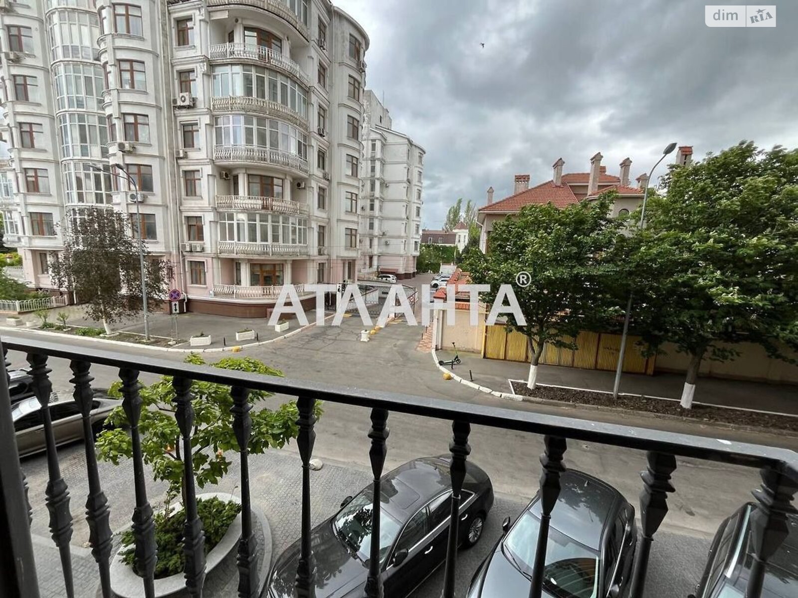 Продажа двухкомнатной квартиры в Одессе, на ул. Морская 8А, район Приморский фото 1