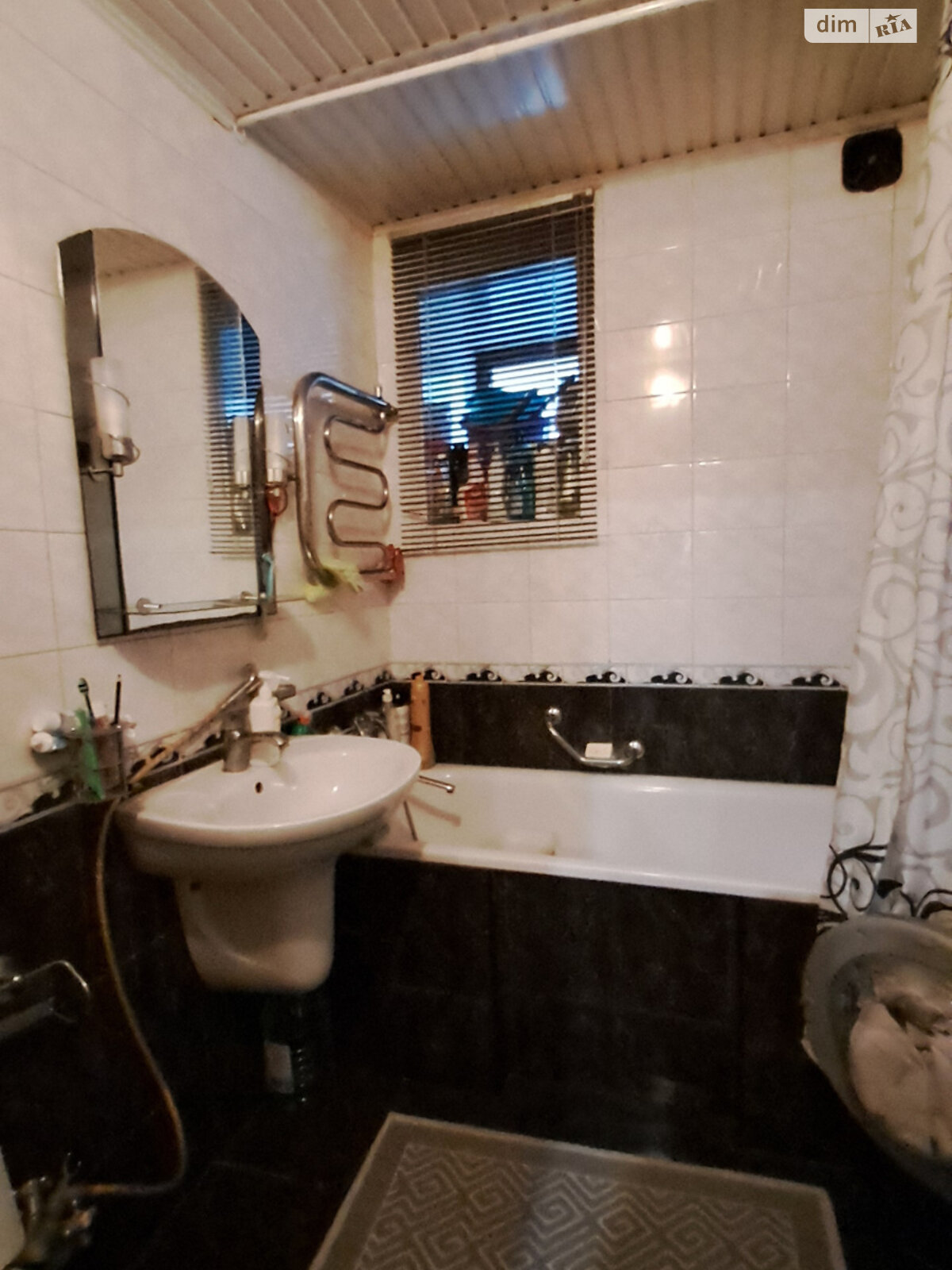 Продаж трикімнатної квартири в Одесі, на вул. Ніжинська, район Приморський фото 1 Продаж трикімнатної квартири в Одесі, на вул. Ніжинська, район Приморський фото 1