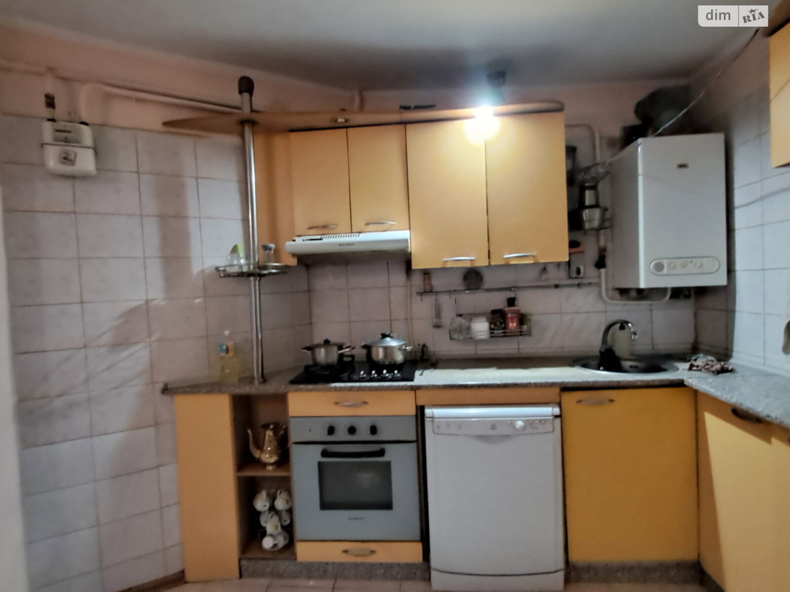 Продаж трикімнатної квартири в Одесі, на вул. Ніжинська, район Приморський фото 1 Продаж трикімнатної квартири в Одесі, на вул. Ніжинська, район Приморський фото 1