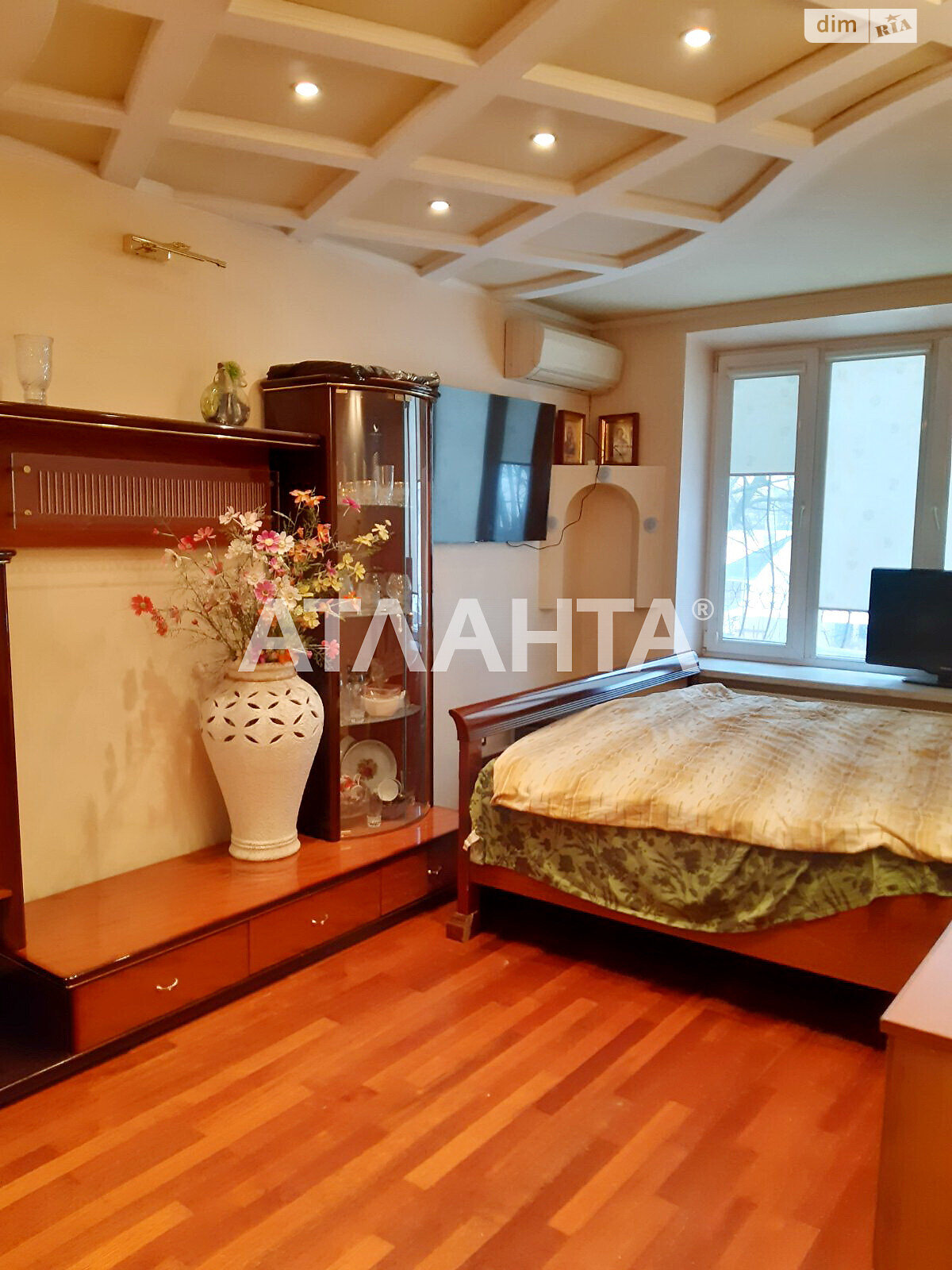 Продаж чотирикімнатної квартири в Одесі, на вул. Ніжинська, район Приморський фото 1 Продаж чотирикімнатної квартири в Одесі, на вул. Ніжинська, район Приморський фото 1