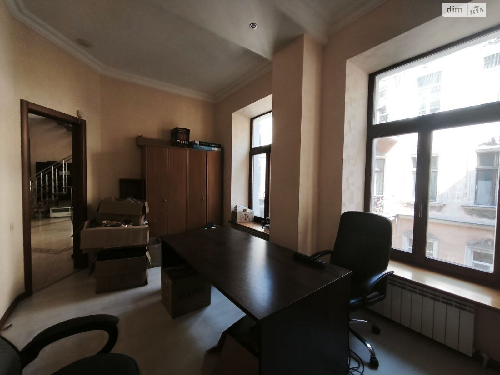 Продажа пятикомнатной квартиры в Одессе, на ул. Нежинская, район Приморский фото 1 Продажа пятикомнатной квартиры в Одессе, на ул. Нежинская, район Приморский фото 1