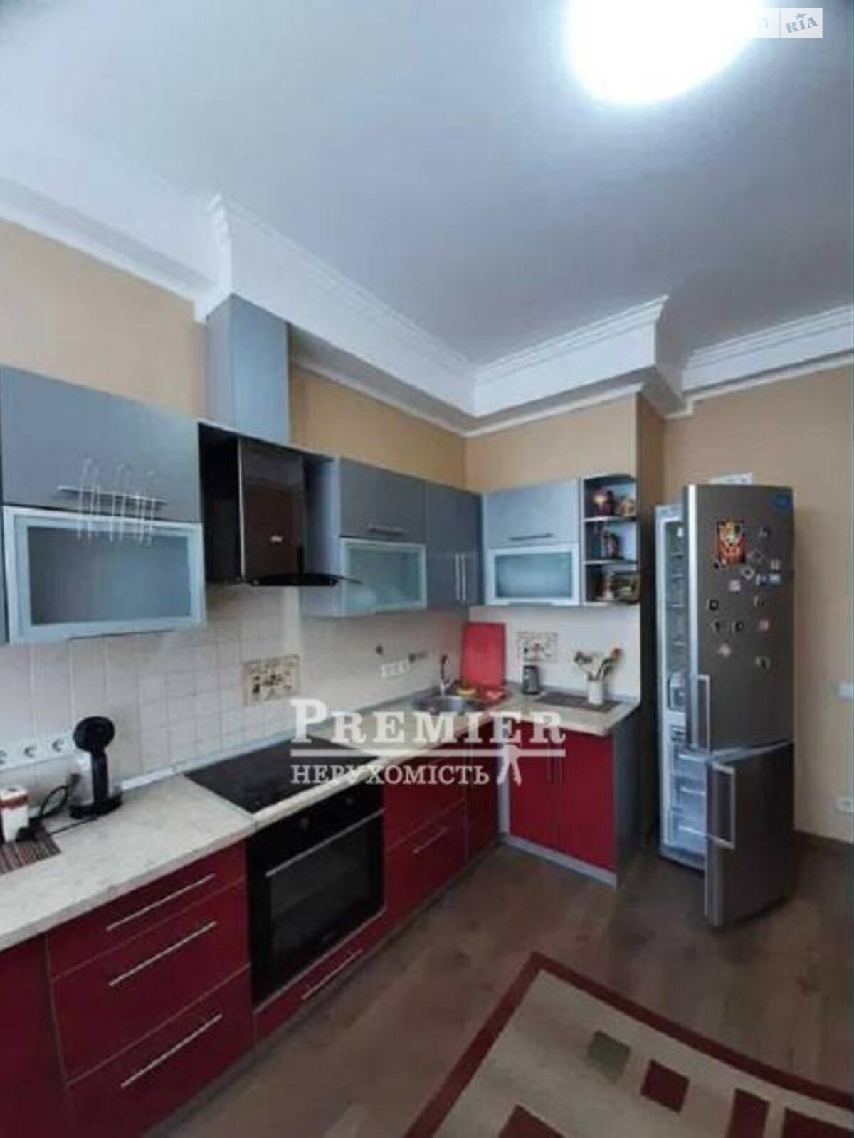 Продажа трехкомнатной квартиры в Одессе, на ул. Независимости, район Приморский фото 1 Продажа трехкомнатной квартиры в Одессе, на ул. Независимости, район Приморский фото 1