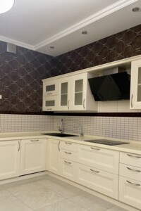 Продажа трехкомнатной квартиры в Одессе, на ул. Независимости 11, район Приморский фото 2