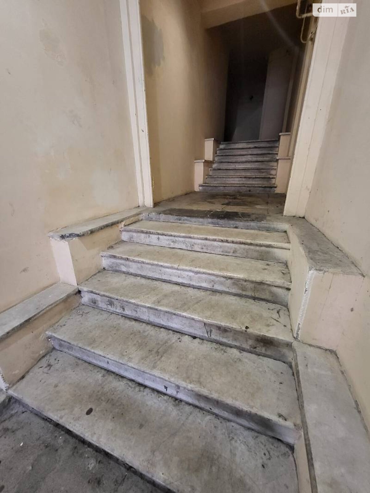 Продаж трикімнатної квартири в Одесі, на вул. Ніни Строкатої 21, район Приморський фото 1 Продаж трикімнатної квартири в Одесі, на вул. Ніни Строкатої 21, район Приморський фото 1