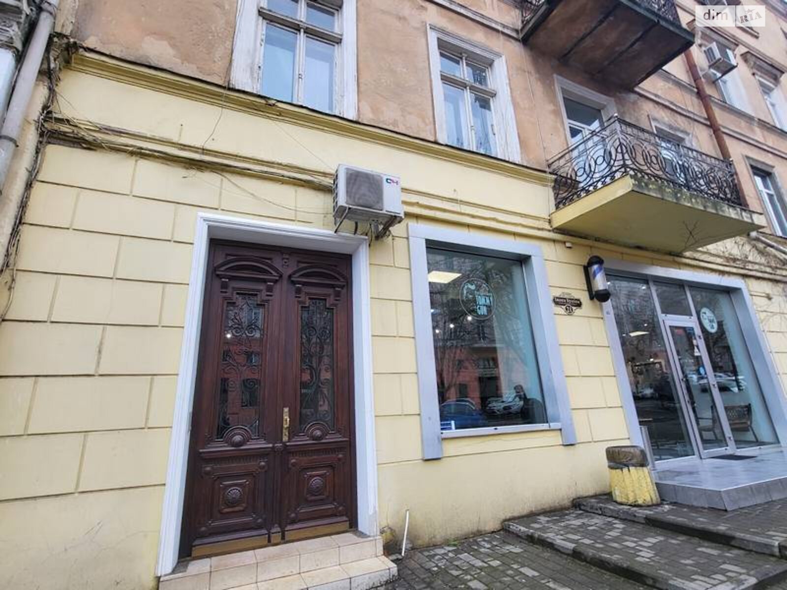 Продаж трикімнатної квартири в Одесі, на вул. Ніни Строкатої 21, район Приморський фото 1 Продаж трикімнатної квартири в Одесі, на вул. Ніни Строкатої 21, район Приморський фото 1