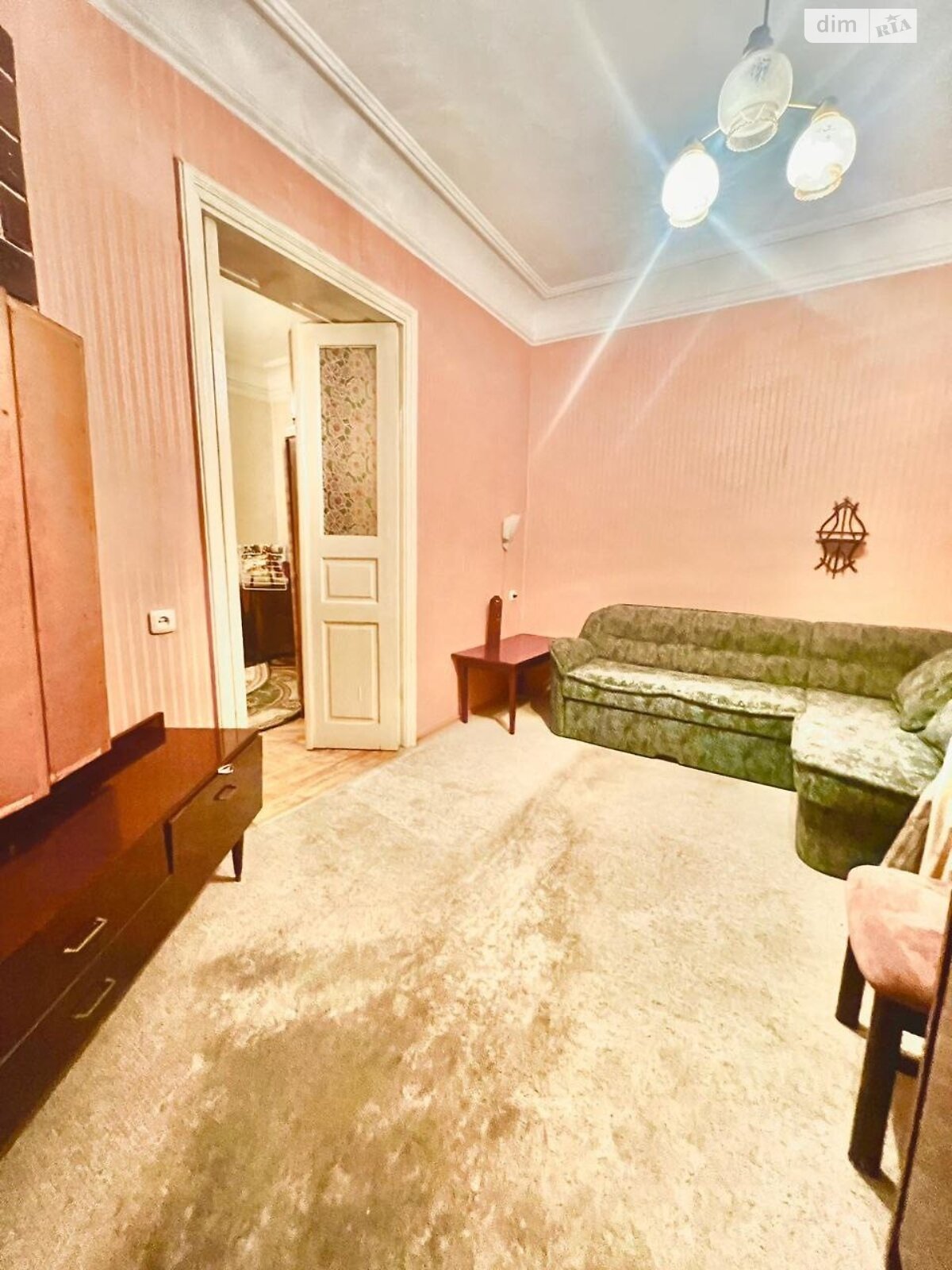 Продаж трикімнатної квартири в Одесі, на вул. Новосельського, район Приморський фото 1 Продаж трикімнатної квартири в Одесі, на вул. Новосельського, район Приморський фото 1