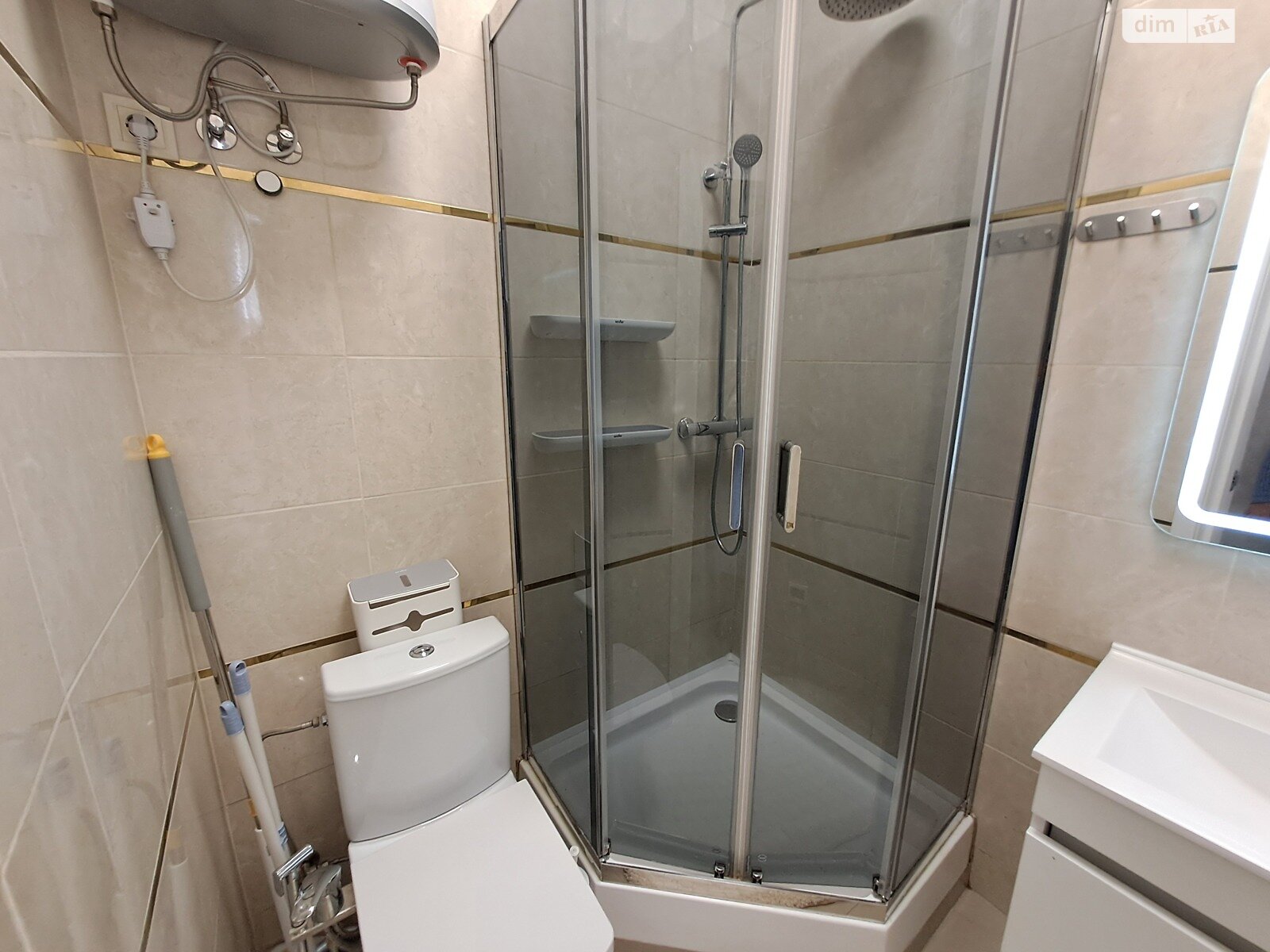 Продажа трехкомнатной квартиры в Одессе, на ул. Новосельского, район Приморский фото 1 Продажа трехкомнатной квартиры в Одессе, на ул. Новосельского, район Приморский фото 1