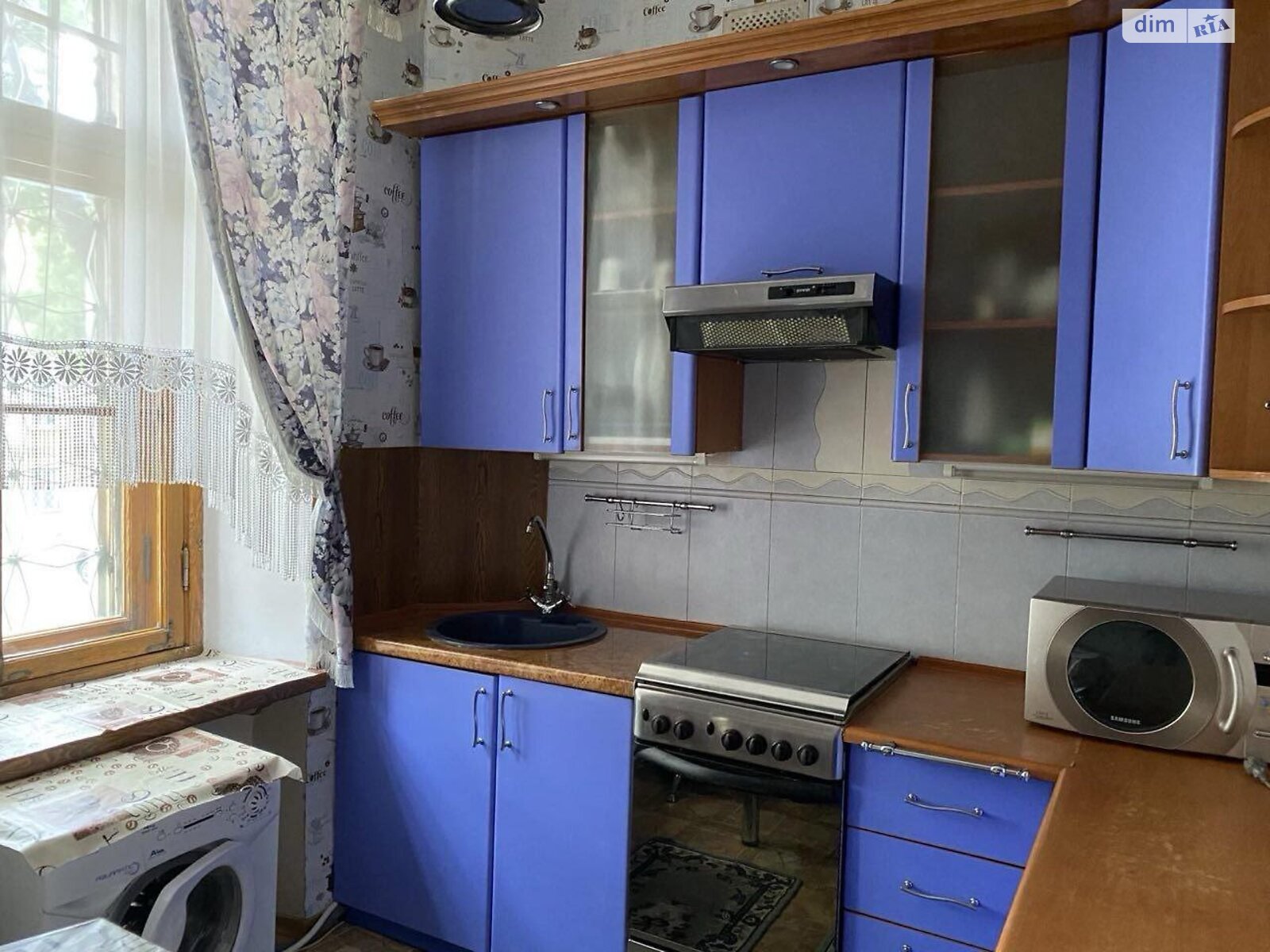Продаж чотирикімнатної квартири в Одесі, на вул. Новосельського 32, район Приморський фото 1 Продаж чотирикімнатної квартири в Одесі, на вул. Новосельського 32, район Приморський фото 1