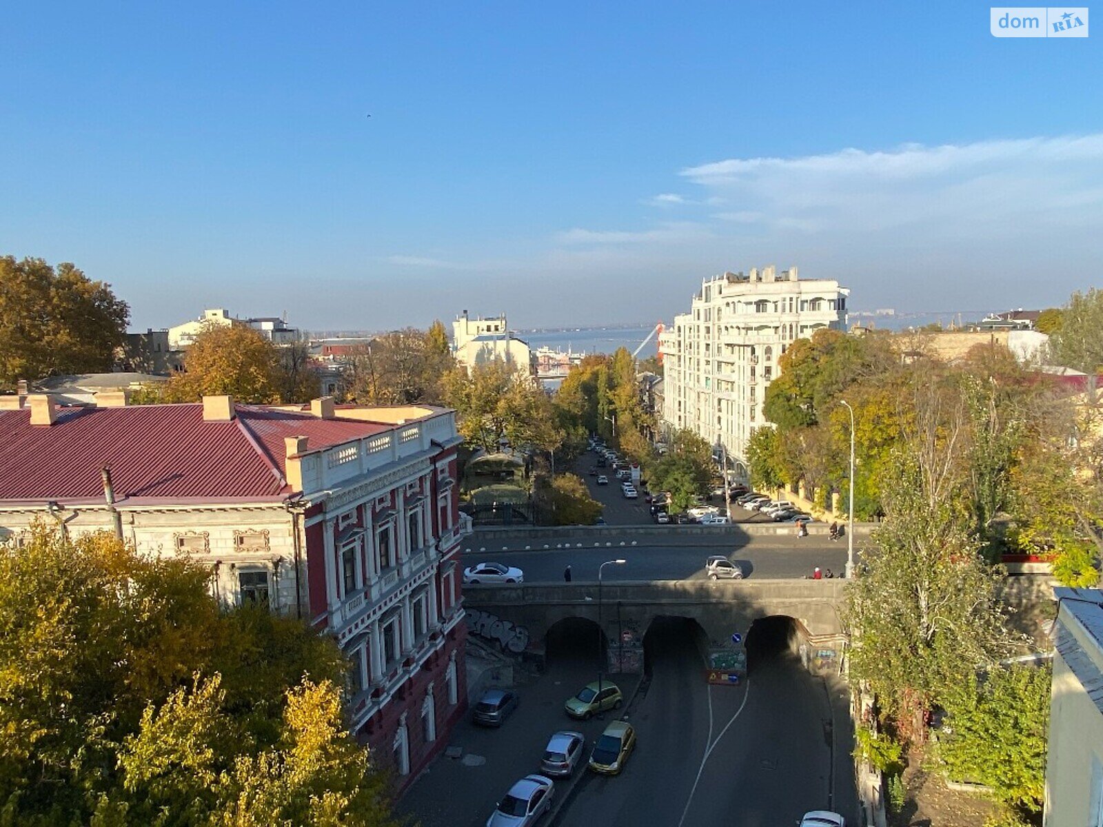 Продаж трикімнатної квартири в Одесі, на узвіз Військовий 13А, район Приморський фото 1