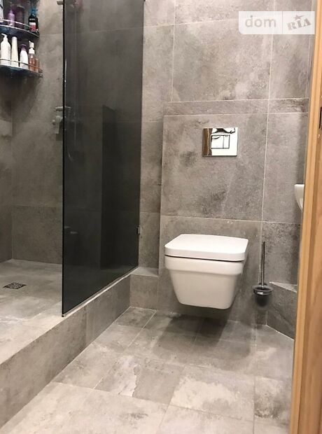 Продажа четырехкомнатной квартиры в Одессе, на пер. Ониловой 18 район Приморский фото 1 Продажа четырехкомнатной квартиры в Одессе, на пер. Ониловой 18 район Приморский фото 1