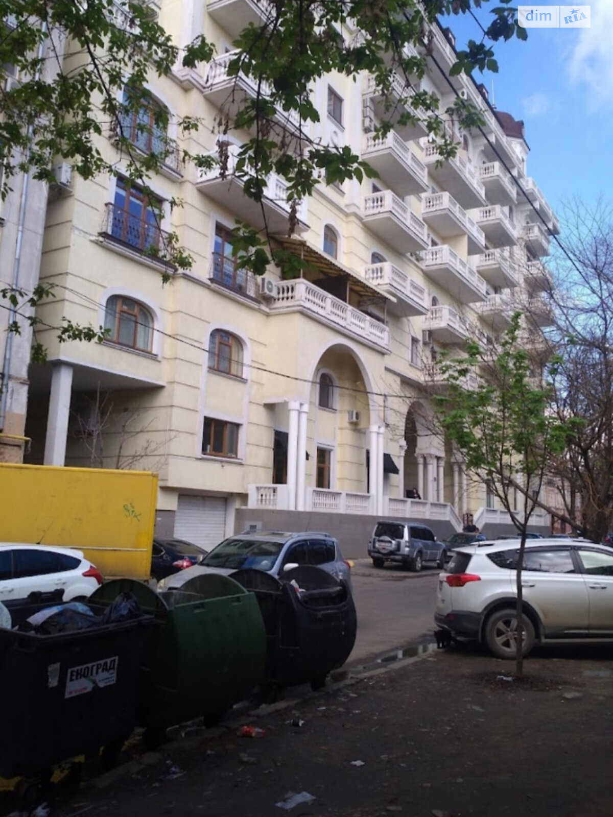 Продаж чотирикімнатної квартири в Одесі, на пров. Онілової, район Приморський фото 1 Продаж чотирикімнатної квартири в Одесі, на пров. Онілової, район Приморський фото 1