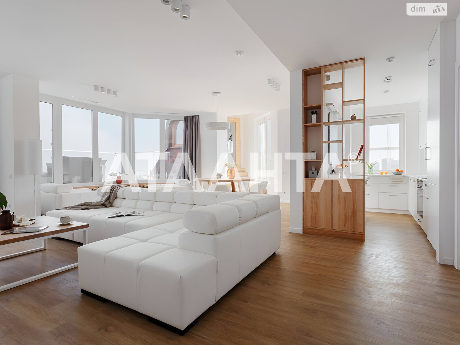 Продажа трехкомнатной квартиры в Одессе, на пер. Ониловой 18, район Приморский фото 1 Продажа трехкомнатной квартиры в Одессе, на пер. Ониловой 18, район Приморский фото 1