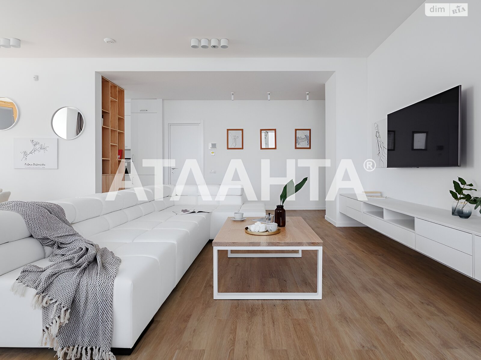 Продажа трехкомнатной квартиры в Одессе, на пер. Ониловой 18, район Приморский фото 1 Продажа трехкомнатной квартиры в Одессе, на пер. Ониловой 18, район Приморский фото 1