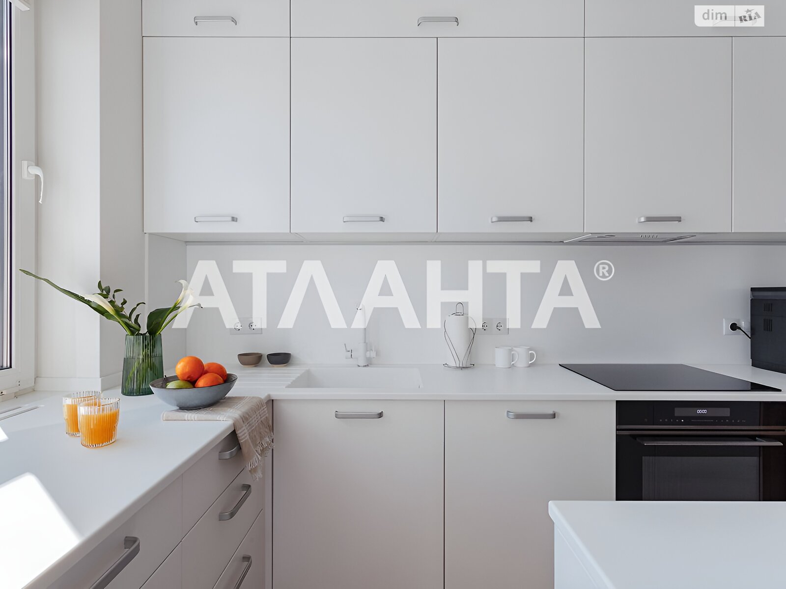 Продажа трехкомнатной квартиры в Одессе, на пер. Ониловой 18, район Приморский фото 1 Продажа трехкомнатной квартиры в Одессе, на пер. Ониловой 18, район Приморский фото 1
