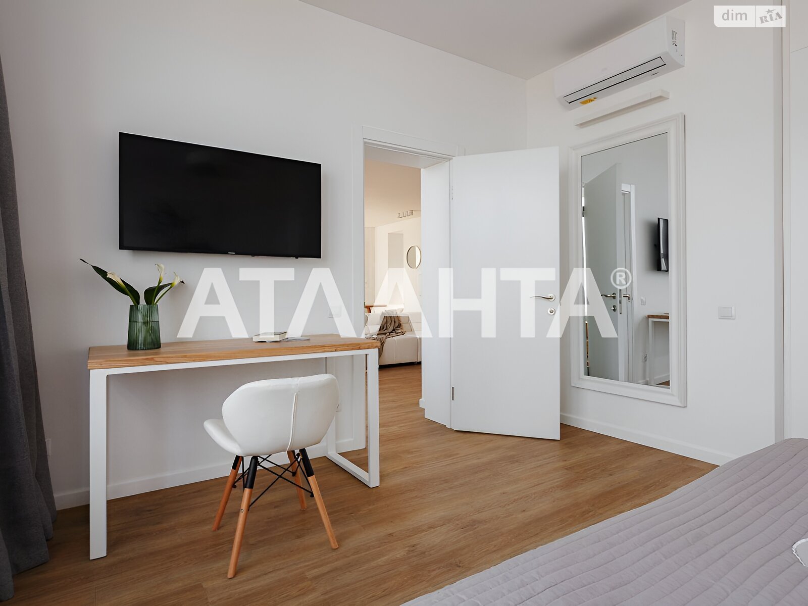 Продажа трехкомнатной квартиры в Одессе, на пер. Ониловой 18, район Приморский фото 1 Продажа трехкомнатной квартиры в Одессе, на пер. Ониловой 18, район Приморский фото 1