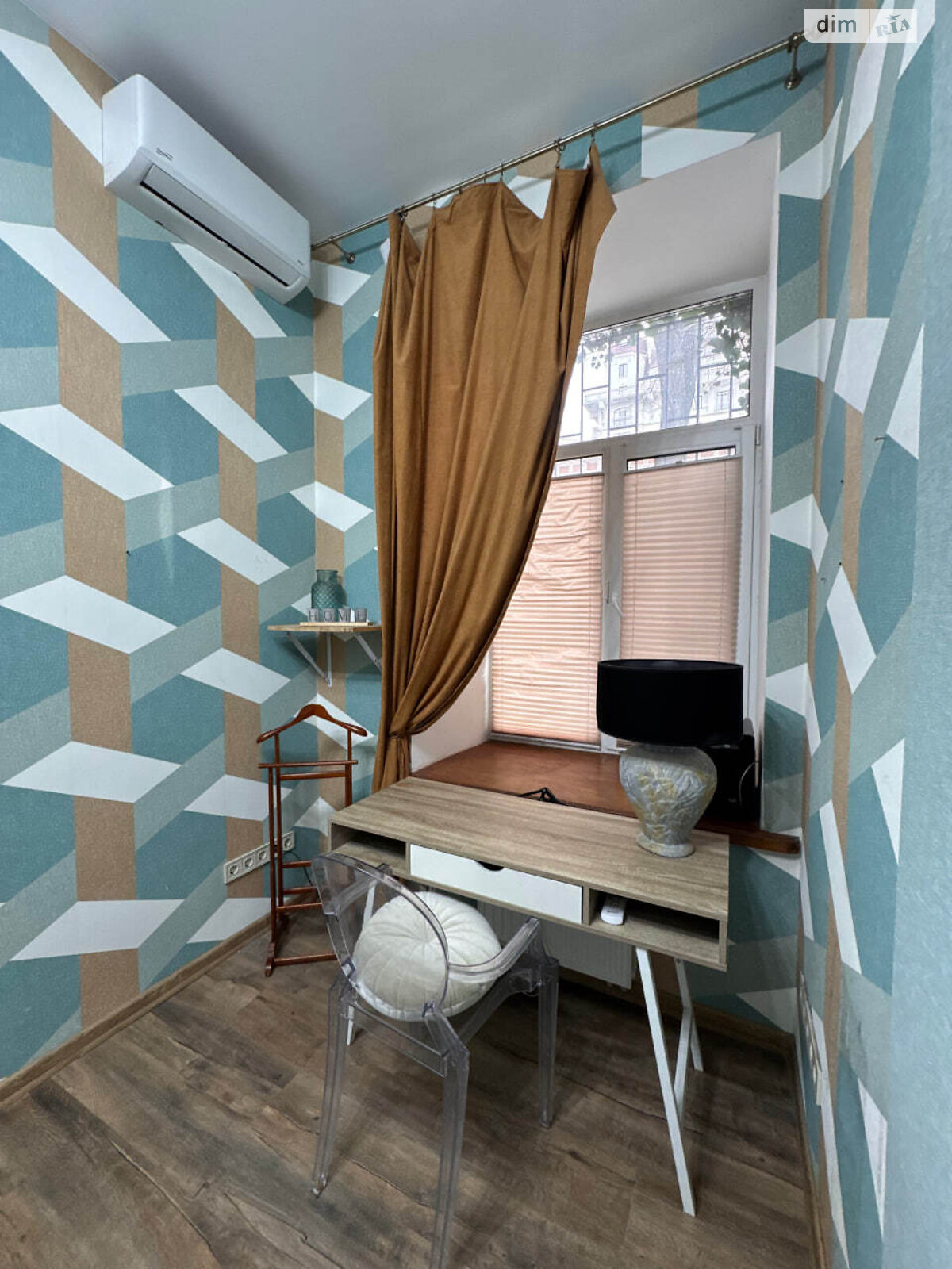 Продажа трехкомнатной квартиры в Одессе, на пер. Ониловой 14, район Приморский фото 1